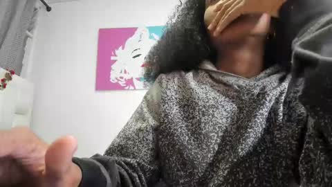 Snapshot of belen10 chatting on 03.22.26 Belen online show from 03.22.26