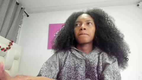 Snapshot of belen10 chatting on 04.01.26 Belen online show from 04.01.26