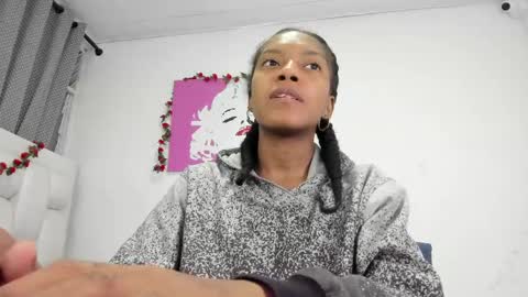 Snapshot of belen10 chatting on 04.13.26 Belen online show from 04.13.26