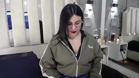 Snapshot of belen_green chatting on 06.20.26 Belen online show from 06.20.26