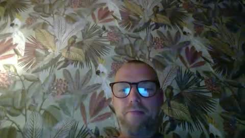 Snapshot of belgianordenary chatting on 12.16.24 belgianordenary online show from 12.16.24