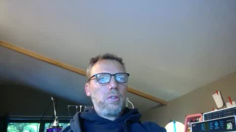 Snapshot of belgianordenary chatting on 10.16.25 belgianordenary online show from 10.16.25