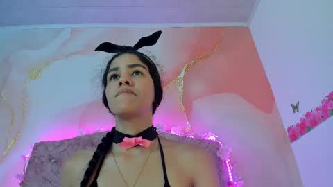 Melanie  online show from 02.13.25