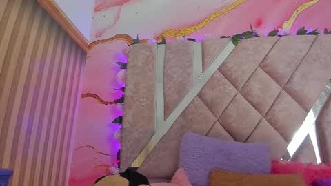 Snapshot of bella__sweets chatting on 02.26.26 Melanie online show from 02.26.26