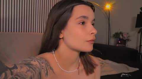Snapshot of bella_alita chatting on 04.29.26 lita online show from 04.29.26