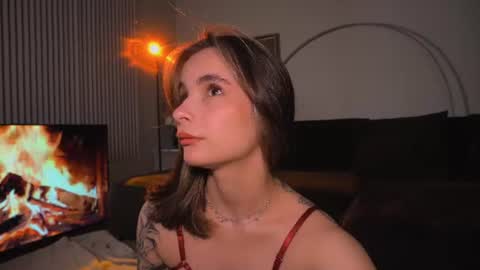 Snapshot of bella_alita chatting on 06.16.26 lita online show from 06.16.26
