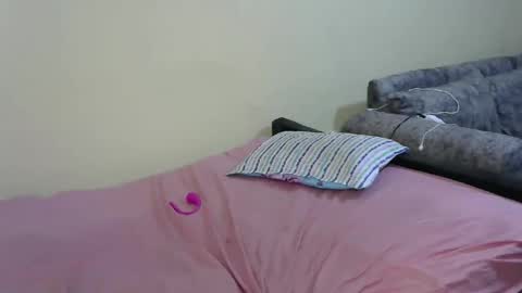 Snapshot of bella_c8 chatting on 02.26.26 bella_c8 online show from 02.26.26