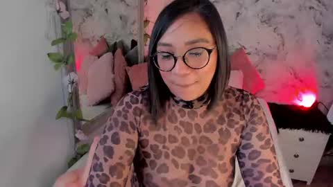 Snapshot of bella_desi chatting on 07.15.26 Dessi online show from 07.15.26