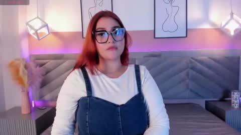 Snapshot of bella_m00n chatting on 07.03.26 Bella online show from 07.03.26