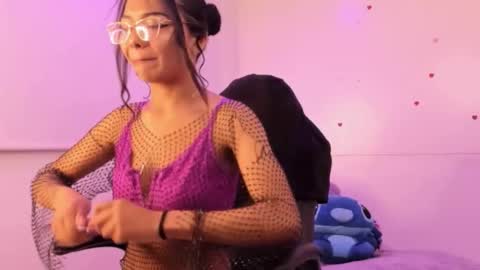 Bella online show from 03.23.26