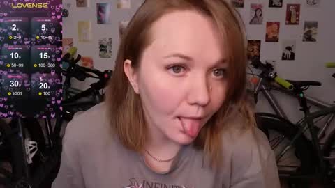 Bella online show from 11.06.25