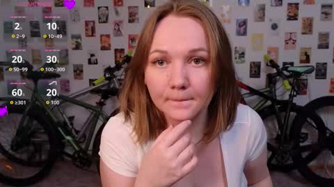 Bella online show from 11.25.25