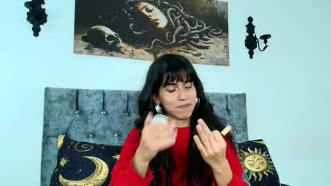 Bella online show from 10.25.25