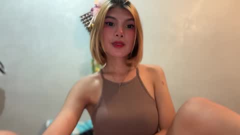 Bella online show from 03.12.25