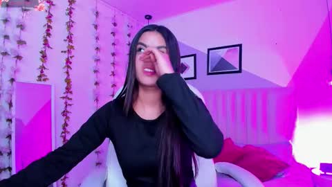 BELLA online show from 12.03.25