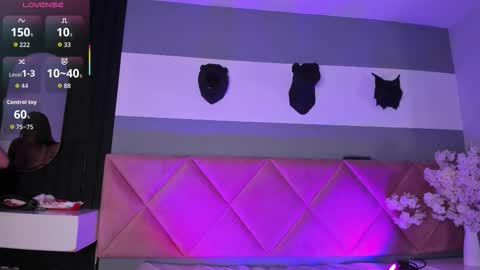 Bella online show from 12.15.25