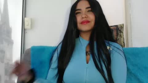 Snapshot of bellabaaker chatting on 10.11.25 Bella Baker online show from 10.11.25