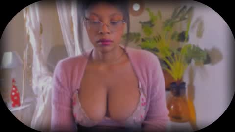 Bellah Blakes-Sarah Scrumptious Lee online show from 10.27.25