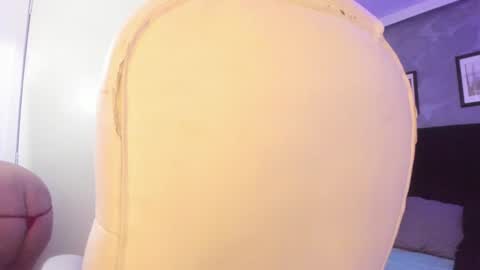 Snapshot of bellabm chatting on 12.19.24 online show from 12.19.24