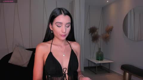 Snapshot of bellacarteer_ chatting on 04.21.26 Bella C online show from 04.21.26