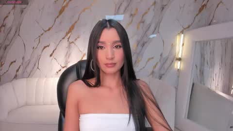 Snapshot of bellacarteer_ chatting on 04.26.26 Bella C online show from 04.26.26