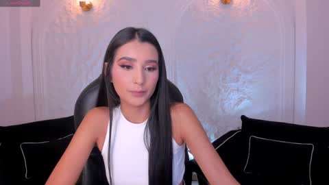 Snapshot of bellacarteer_ chatting on 05.12.26 Bella C online show from 05.12.26