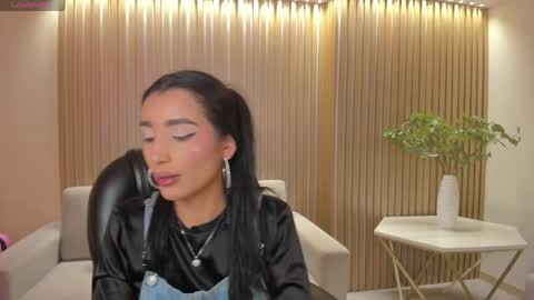 Snapshot of bellacarteer_ chatting on 05.28.26 Bella C online show from 05.28.26