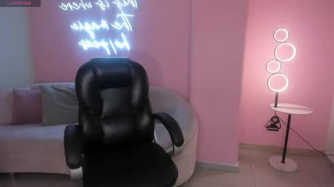Snapshot of bellacarteer_ chatting on 06.01.26 Bella C online show from 06.01.26