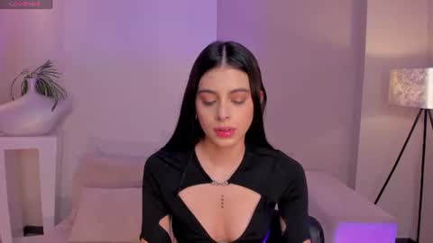 Snapshot of bellaconnor_ chatting on 07.02.26 Bella online show from 07.02.26