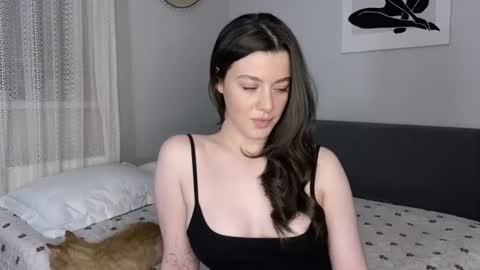 Snapshot of bellafae chatting on 07.23.26 Baila online show from 07.23.26