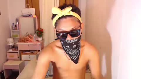 Bella online show from 09.17.25