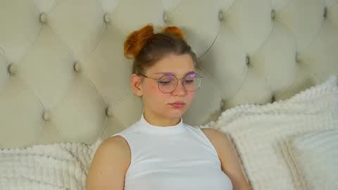 BellaMarebelle online show from 11.18.25