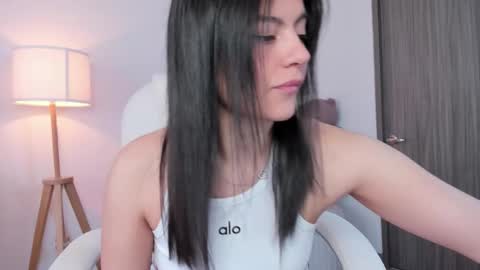 Bella Mia online show from 02.22.26