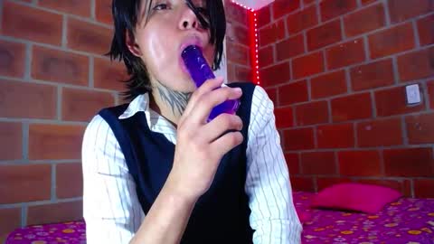 bellamy_094 online show from 12.15.25