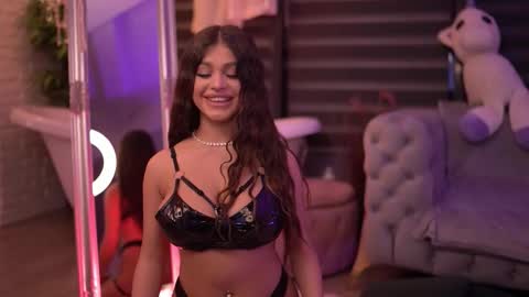 Bella online show from 11.10.25