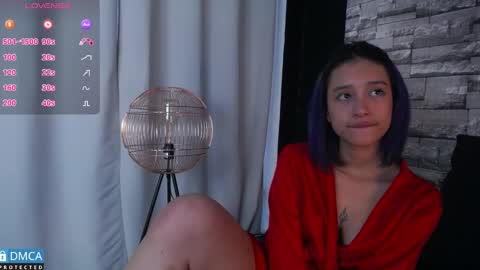 Snapshot of bellaodisea chatting on 02.12.25 online show from 02.12.25