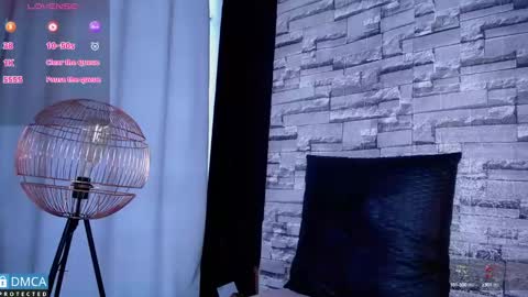 Snapshot of bellaodisea chatting on 02.21.25 online show from 02.21.25