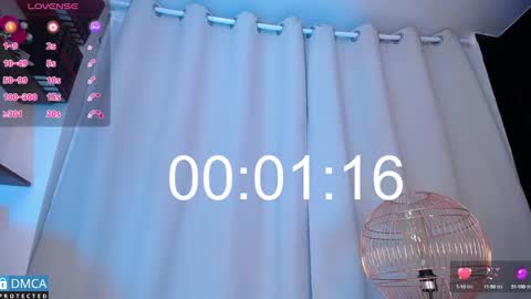 Snapshot of bellaodisea chatting on 03.04.25 online show from 03.04.25