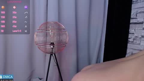 Snapshot of bellaodisea chatting on 03.05.25 online show from 03.05.25