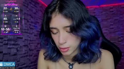 Snapshot of bellaodisea chatting on 09.25.25 online show from 09.25.25