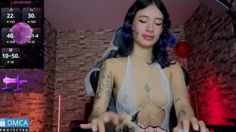   online show from 10.25.25