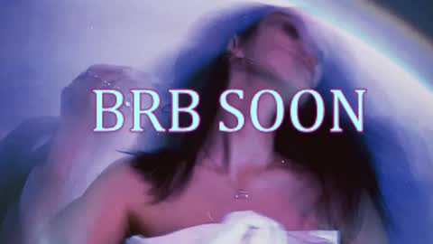 Snapshot of bellaparker_ chatting on 11.25.25 bellaparker_ online show from 11.25.25