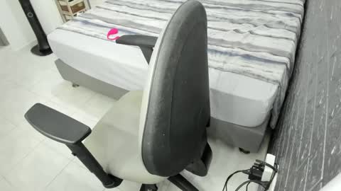 Snapshot of bellaprettty chatting on 01.29.25 Bella Angelycal online show from 01.29.25