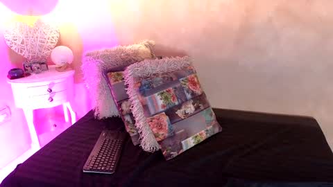 bellarooux online show from 04.07.26