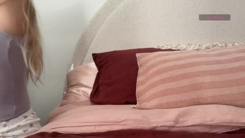 Isabella Ryder online show from 03.25.26