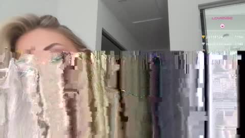 Snapshot of bellaryderr chatting on 05.12.26 Isabella Ryder online show from 05.12.26