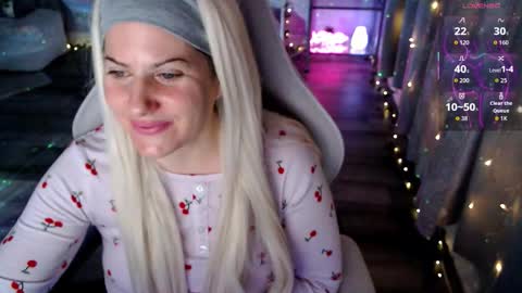 Snapshot of bellastar84 chatting on 03.05.26 Starr40 online show from 03.05.26