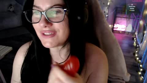 Snapshot of bellastar84 chatting on 04.01.26 Starr40 online show from 04.01.26