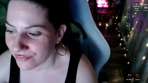 Snapshot of bellastar84 chatting on 04.20.26 Starr40 online show from 04.20.26
