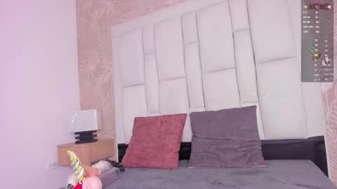 bellasweet11 online show from 10.21.25